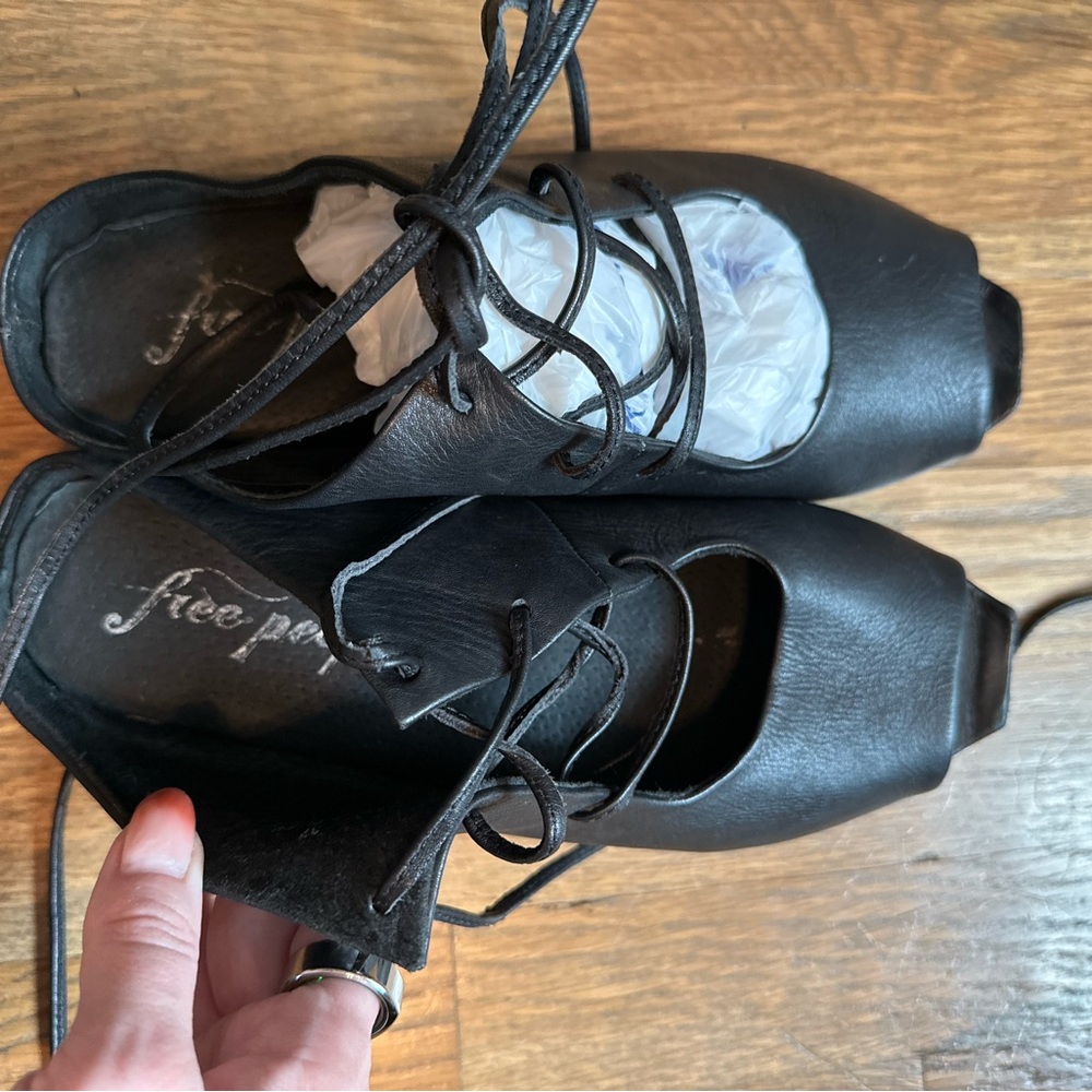 Free People Christie Flatform Mules Black Sandals with Open Back - Picture 4 of 7